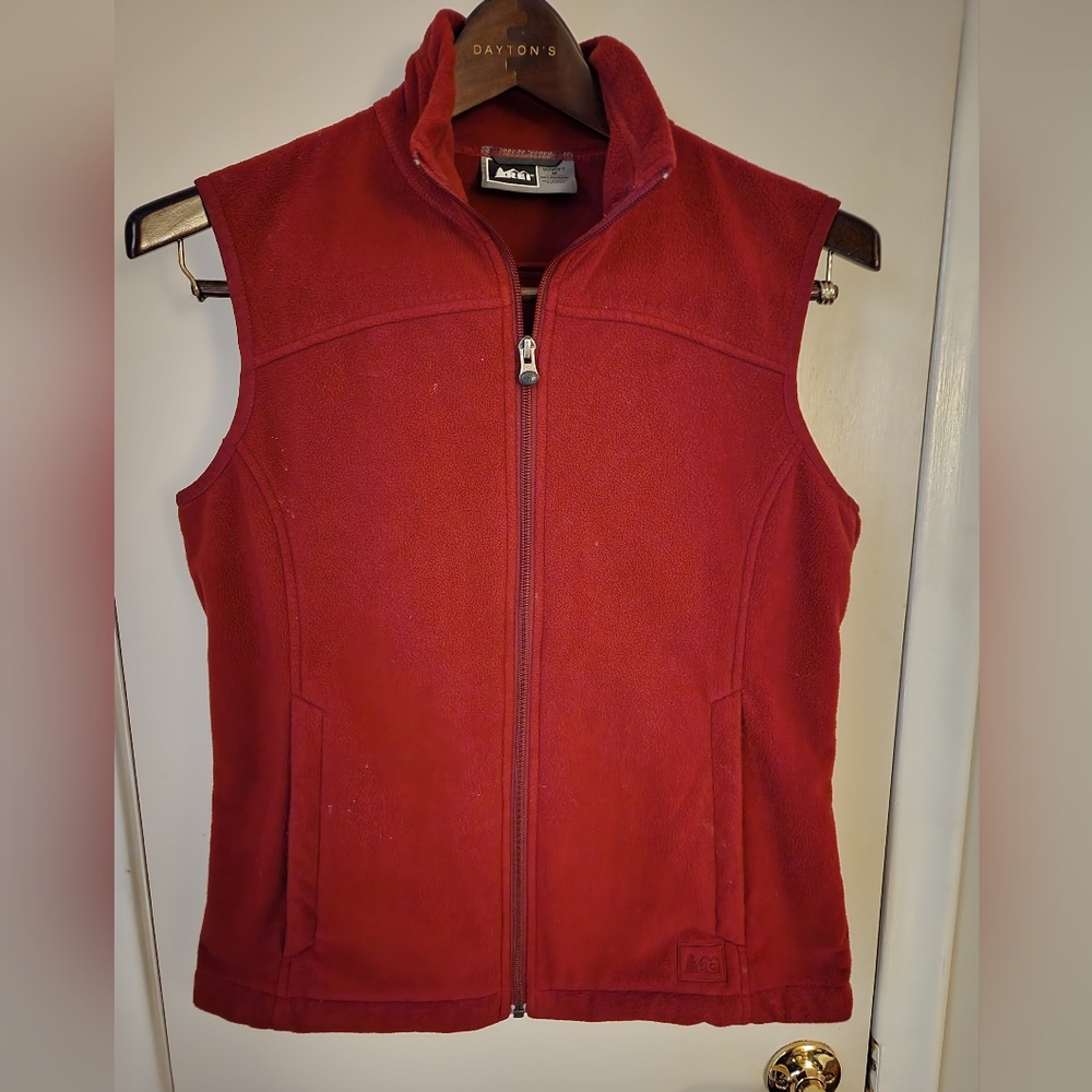 REI Vest